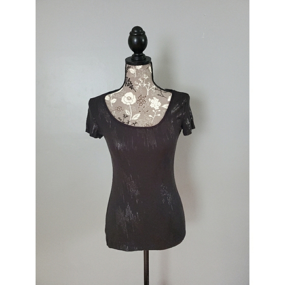 Black scoop neck sequin t shirt - Picture 2 of 6